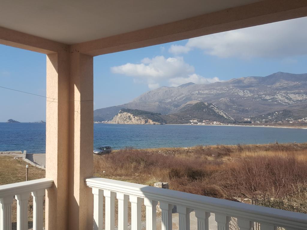Buljarica Bay Apartments Petrovac Exterior photo
