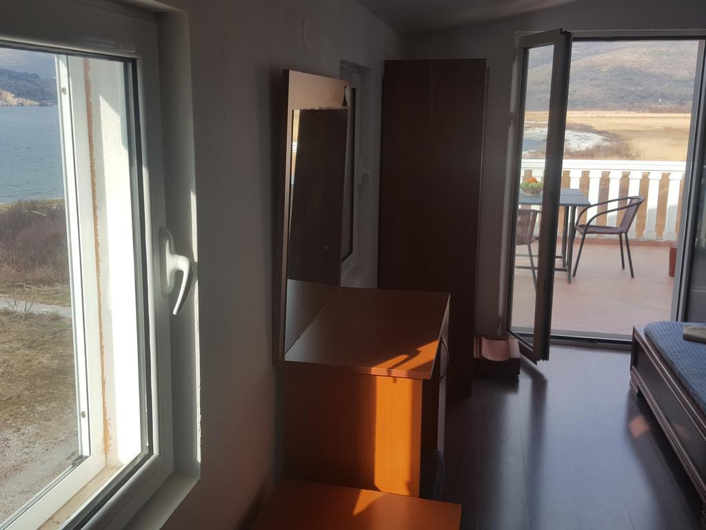 Buljarica Bay Apartments Petrovac Exterior photo