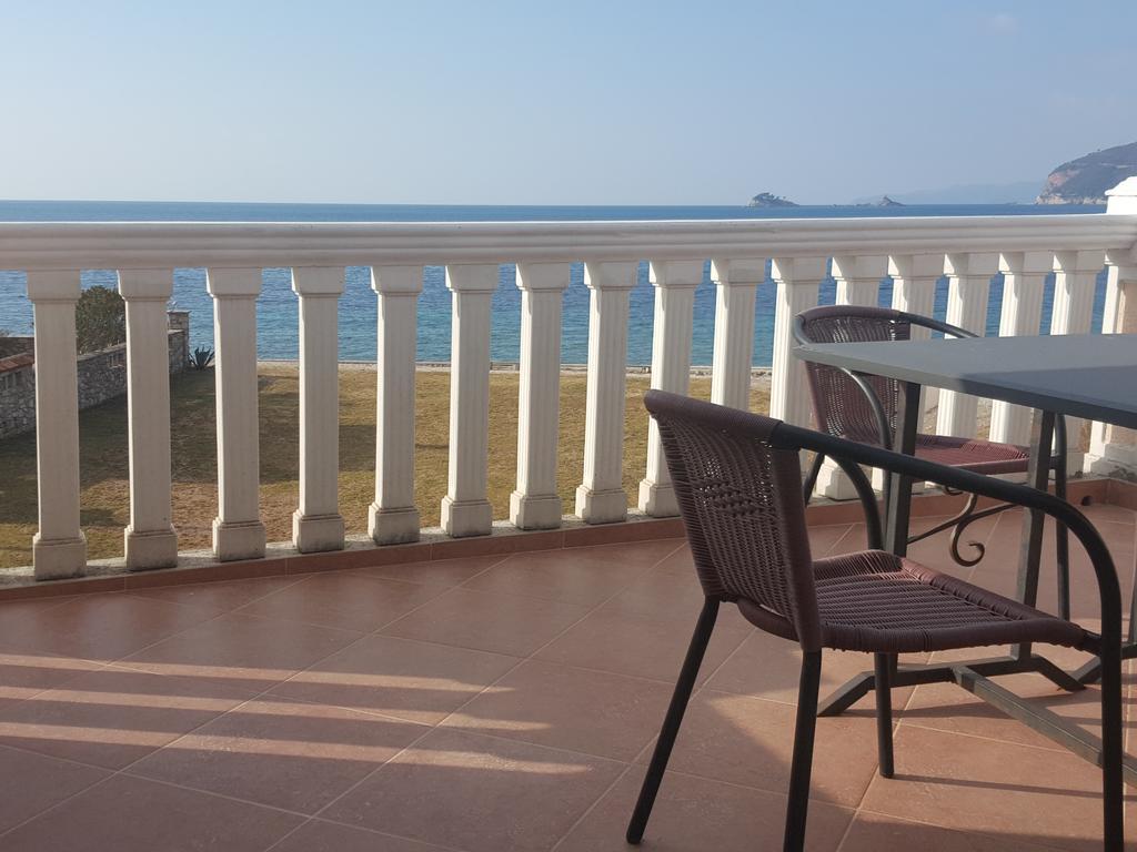 Buljarica Bay Apartments Petrovac Exterior photo