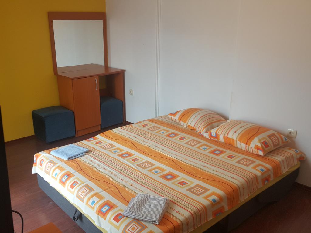Buljarica Bay Apartments Petrovac Exterior photo