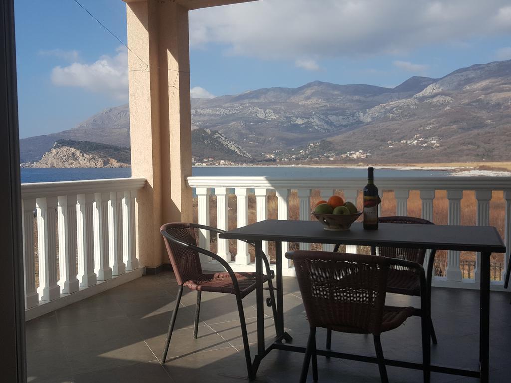 Buljarica Bay Apartments Petrovac Exterior photo