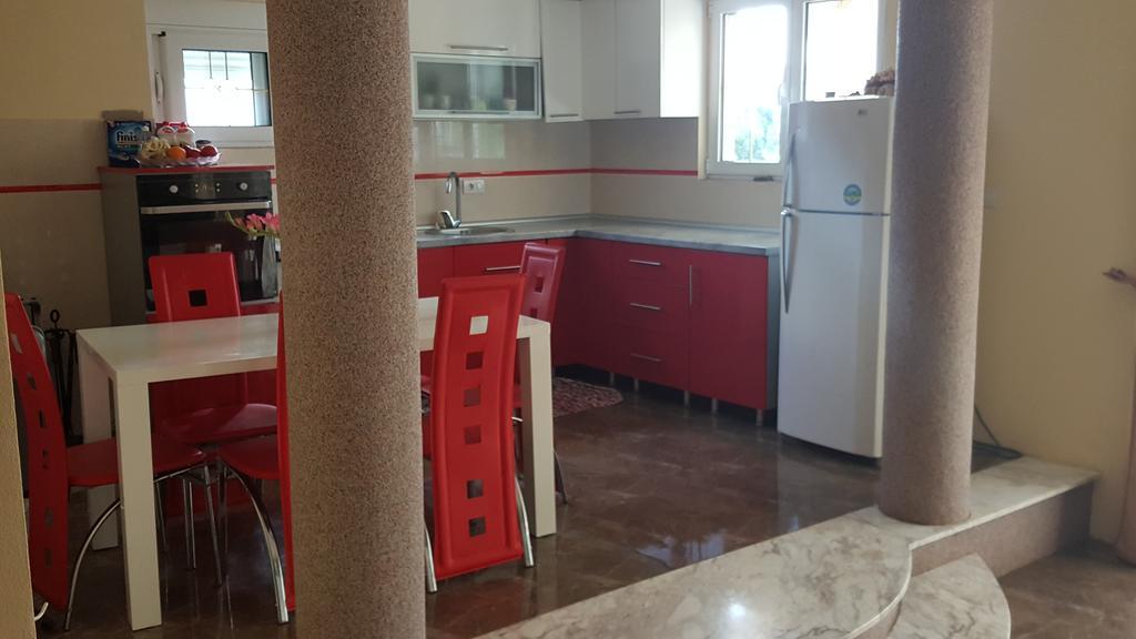 Buljarica Bay Apartments Petrovac Exterior photo